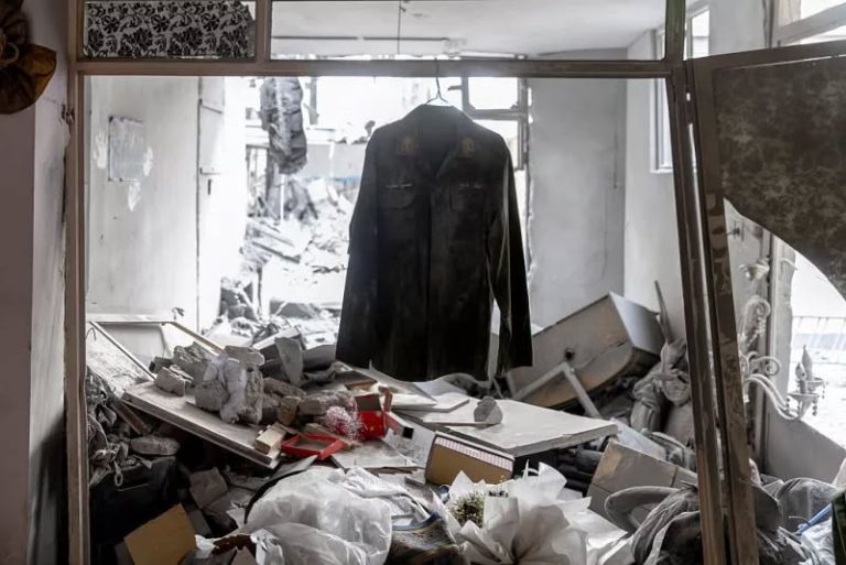 ဟိုမတ်ဇ်ရေလက်ကြား လုံခြုံရေးအတွက် နေတိုးနှင့် တရုတ်ကို ထရမ့် ဖိအားပေး