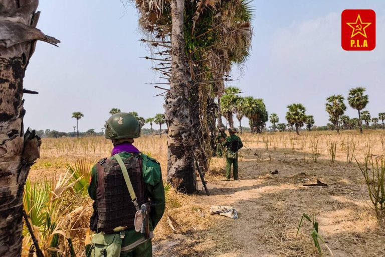 ပခုက္ကူ အနောက်ခြမ်းတွင် စစ်ကော်မရှင်စစ်ကြောင်း ကြားဖြတ်တိုက်ခိုက်ခံရပြီး ဆုတ်ခွာသွား